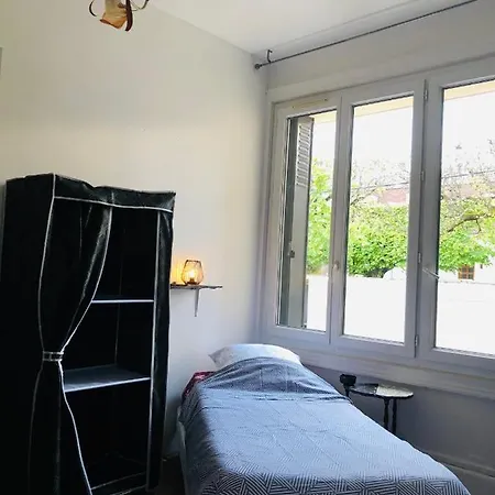 Paris Visit - Business - Tourism * Creteil