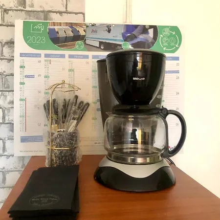 Homestay Paris Visit - Business - Tourism *